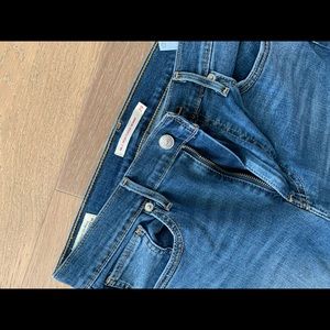 Levi’s -Mile High Skinny